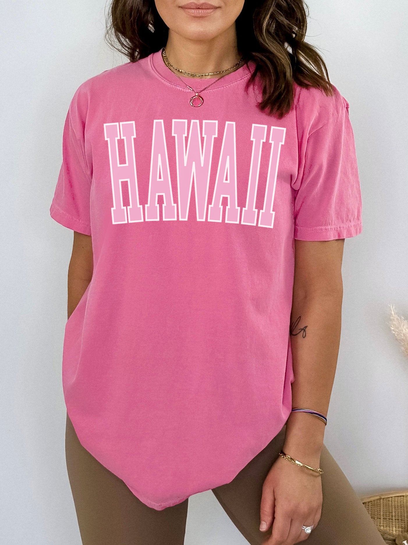 Hawaii Comfort Colors® Tshirt - Pink Ink